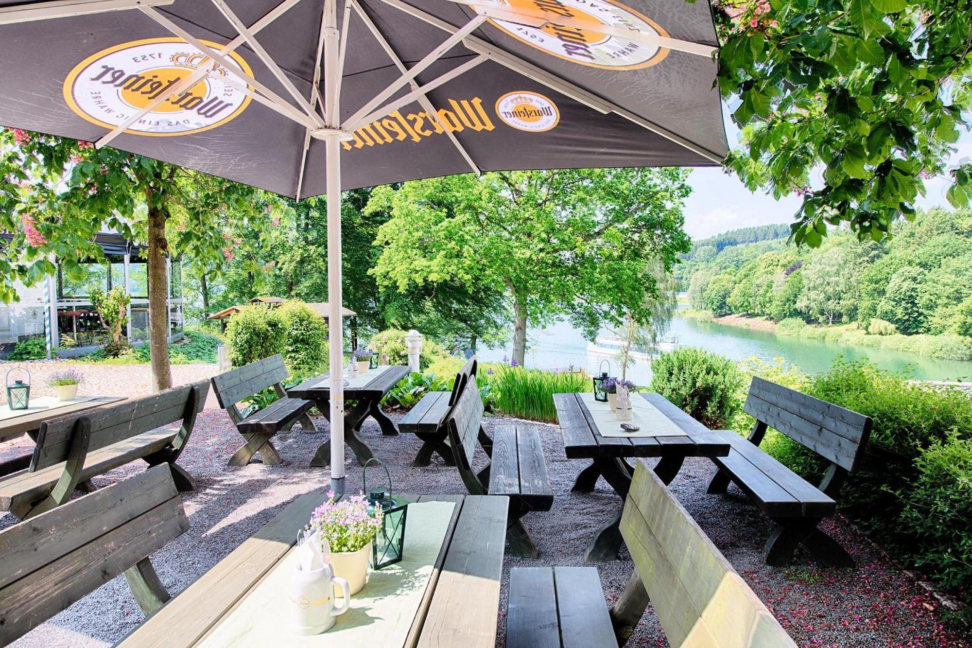 Welcome Hotel Meschede Hennesee Exterior foto