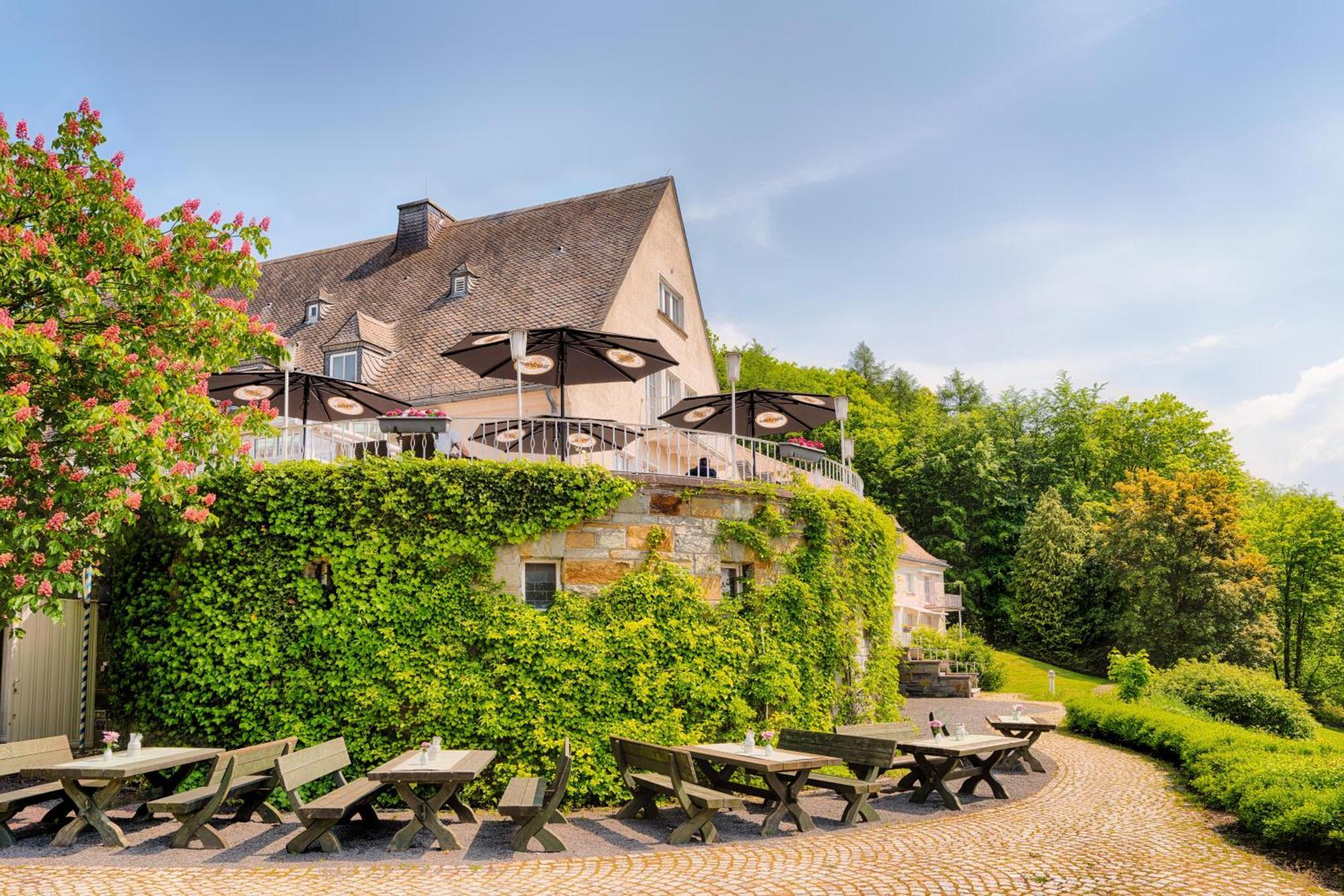 Welcome Hotel Meschede Hennesee Exterior foto